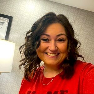 Meet your Posher, Whitney